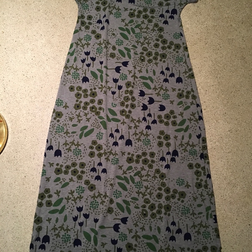 Maria Dress - Picture 2 of 5